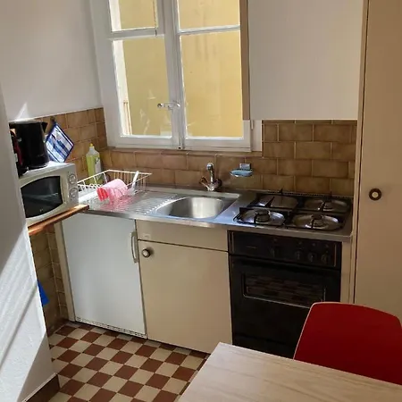 2 Pieces Avec Parking Prive